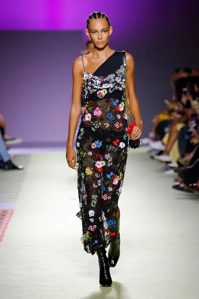 Look 53